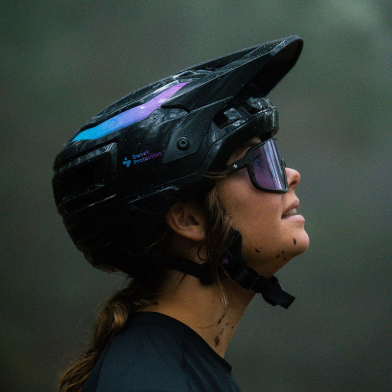 MEMENTO RIG REFLECT SUNGLASSES - HYPER VIOLET / RIG OBSIDIAN