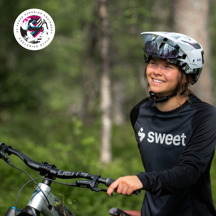 Sweet Protection Bushwhacker 2vi Mips Helmet - Block Party