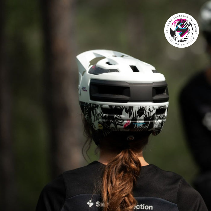 Sweet Protection Bushwhacker 2vi Mips Helmet - Block Party