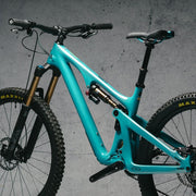 Dyedbro - Clear Glitter